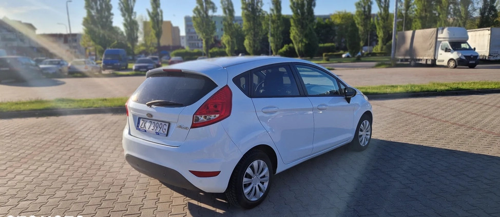 Ford Fiesta cena 19000 przebieg: 132075, rok produkcji 2009 z Koszalin małe 172